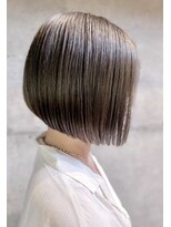クレドガーデン 西新井店(CRED GARDEN)&nbsp;大人可愛い/前下がりぱつっとボブ/透明感グレイアッシュ西新井v