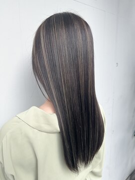 カリーナコークス 原宿 渋谷(Carina COKETH) ハイライト/ダブルカラー/ケアブリーチ/インナーカラー