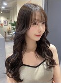 オリーブグレージュ