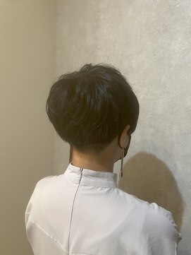 ウィスプ 赤羽店(wisp) 刈り上げショート