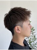 アップバングショートスパイキーショート刈り上げツーブロック