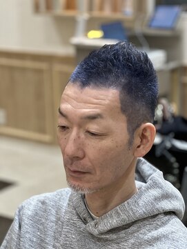 トレックスバーバー(TREX barber) フェザーバック青い野獣