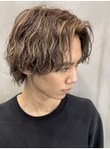【お客様メンズヘア】波巻きセンターパートハイライト［渋谷駅］