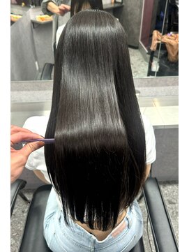 スライバイリアオオサカ(Sly By Ria OSAKA) 髪質改善/縮毛矯正/髪質改善トリートメント