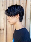 スーツ短髪ツーブロック束感モテる黒髪シークレットパーマ流行