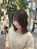 アストレアバイイーリス(ASTRAEA by Iris)&nbsp;レイヤーカット×グレージュ＃髪質改善