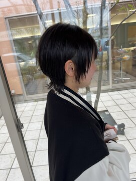 クロエ バイ ラヴィズム 小針店(CLOE by LUVISM) 耳掛けショートウルフ