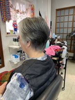 サロン ド シルク マレットヘアー/ウルフボブ/ハッシュカット/レイヤーショート
