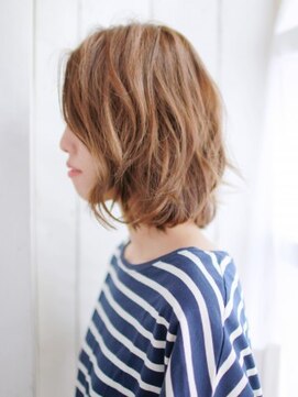 ヘアメイク ナル(hair make nalu) ラフセットのナチュラルカールスタイル
