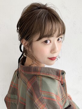 アイティー バイ アルバム 中野店(IT by ALBUM) リボンアレンジ_ウェーブパーマフォギーベージュ耳かけ_66572