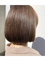 フラバー(flover)&nbsp;☆flover☆【ブリーチなしベージュ×ミニボブ】kanna