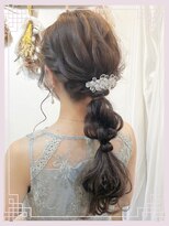 秋葉原コットン ヘアセット専門店&nbsp;編みおろし