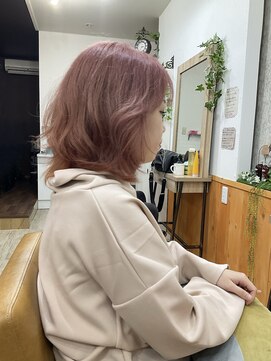 猫と三日月 可愛いペールピンク