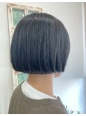 ショートボブ