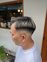 ヘアーラボ ハチ(HAIR LABO HACHI)&nbsp;フェードカット　バーバースタイル　サイドパート