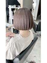 マルレ(MARLE)&nbsp;都島ショートボブ アッシュ ブリーチ