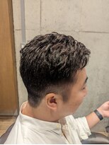 ルレ 本山(Relais)&nbsp;さっぱり刈り上げ大人メンズパーマスタイル