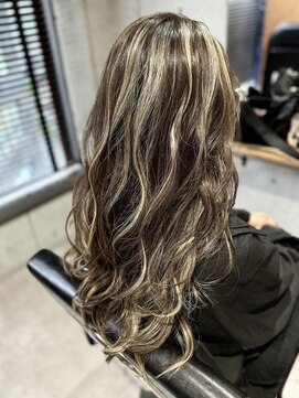 ネウィ 池袋(newi) コントラストハイライト