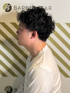 バーバーバー アカバネ(BARBER-BAR AKABANE) パーマで個性を引き出すスパイラルパーマ 黒髪ショート#2