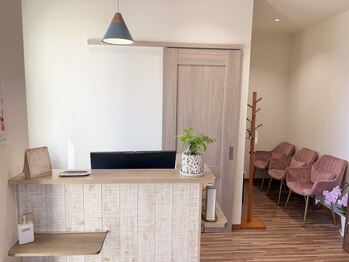 サロン　ド　アイ