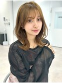 くびれヘア 顔周りカット レイヤーカット ブリーチ ベージュ