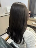 【Lim】 オリーブグレージュ × 赤み消しカラー