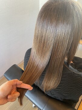 髪質改善トリートメントで艶髪
