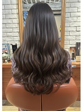 ヘアメイク フレンシア(hair make flencia) 透け感ショコラ・波巻きロング【029スタイル】