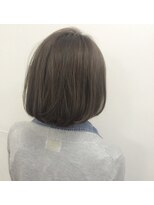 ニコフル(Nico-Hulu) グレージュ×艶ボブ【人形町/浜町/水天宮】