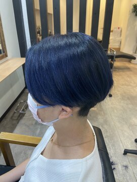 ラビス クローバー(Lovis clover) ショートマッシュ×ネイビー/ダブルカラー/エクステ