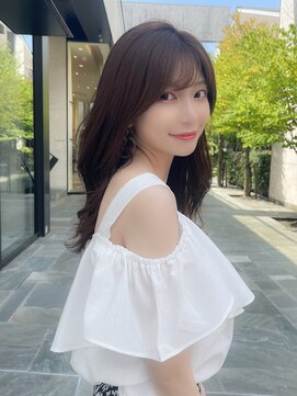 アフロート ディル(AFLOAT D'L) 20代30代40代小顔外ハネミディアムひし形シルエットくびれミディ