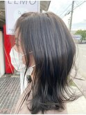 赤みを飛ばしたマットアッシュ