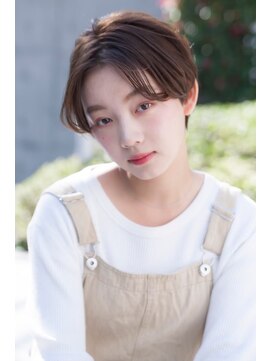 メーヴェ(Mowen) mowen 南堀江　丸みショート×オリーブカラー×大人可愛い