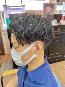 ユナイテッドヘアー バイ ピックアップ(UNITED HAIR by pick up)の写真/【メンズ特化サロン】男性でも入りやすい雰囲気の好立地サロン★ON/OFFが簡単にキマるオトナ洗練styleに！