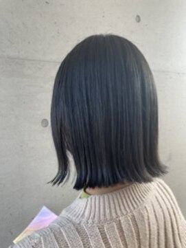 アチーブリス(achieve Liss) 切りっぱなし外ハネボブ 暗髪黒髪アッシュグレー透明感