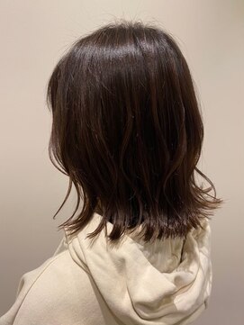 ニシオギ ヴォイス 西荻窪店(nishiogi voice) 似合わせカット×カラー【ブラウン外ハネ】