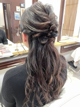 アイズウェスト(I's WEST) ヘアセット/編み込みハーフアップ/結婚式ヘア/函館