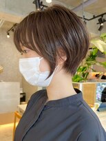ディバイン 船橋店(divine)&nbsp;大人ショートボブショートインナーカラー丸みショートカット