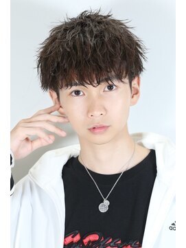 リップス レイ ギンザ(LIPPS Ray GINZA) ツイストスパイラル刈り上げマッシュ