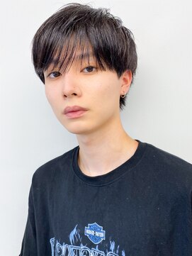 オグジュアリー 表参道(aux.) センターパート韓国ヘアメッシュマッシュウルフ