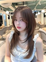 マインバイアフロートギンザ(MYNE by AFLOAT GINZA)&nbsp;レイヤーカット/ハッシュカット/ハイレイヤー/ウルフカット