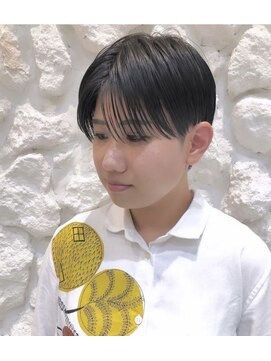 ヘアサロン エフ 渋谷(F) #センター分け#縮毛矯正#20代ショート#30代ショート