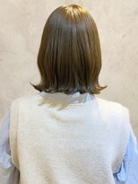 ダブルバイグリッター(W by GRITTERs)&nbsp;オリーブベージュ ハイトーン 外ハネボブ ダメージレス