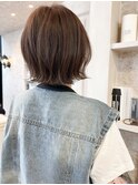 福山市美容室Caary30代40代秋ヘアぱつんと外ハネベージュボブ