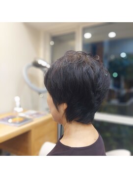 美容室エルザノ カット＋ヘナカラー＋パーマ