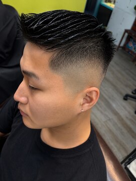メンズグルーミングナンバーナイン(MEN'S GROOMING NUMBER NINE) 姫路フェードカット/姫路スキンフェード