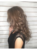 ビーヘアサロン(Beee hair salon) ハイトーン×パールグレージュ