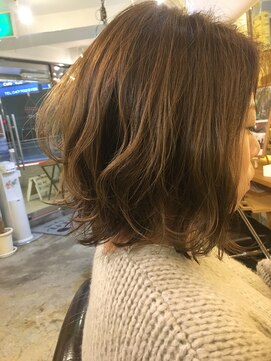 アリン(allin) 切りっぱなし×くびれレイヤー