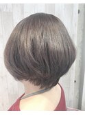 大人可愛い30代・40代・50代あごラインボブアッシュグレージュ