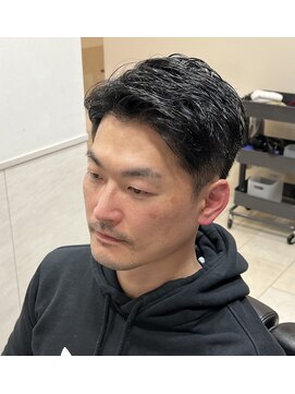 ヨシザワインク プレミアム 築地店(YOSHIZAWA Inc. PREMIUM) 刈り上げツーブロックアップバングショート七三セットフェード